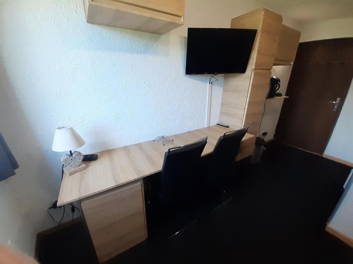 Le Montana Apartment Лес дьо Алпс Екстериор снимка