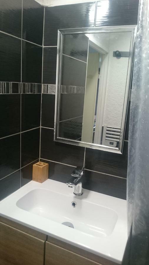Le Montana Apartment Лес дьо Алпс Екстериор снимка
