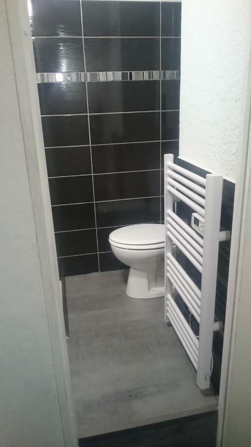 Le Montana Apartment Лес дьо Алпс Екстериор снимка